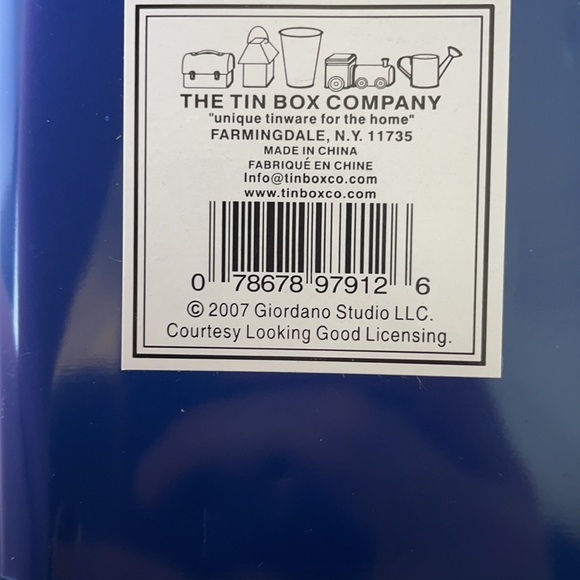 ❤️5/$25 TIN BOX CO. Christmas Tin set of 2 - Picture 10 of 10